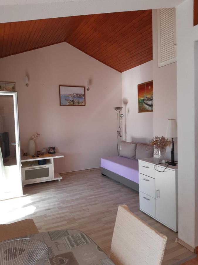 Mirjana Apartman Vodice Buitenkant foto