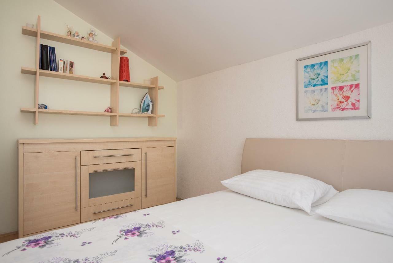 Mirjana Apartman Vodice Buitenkant foto