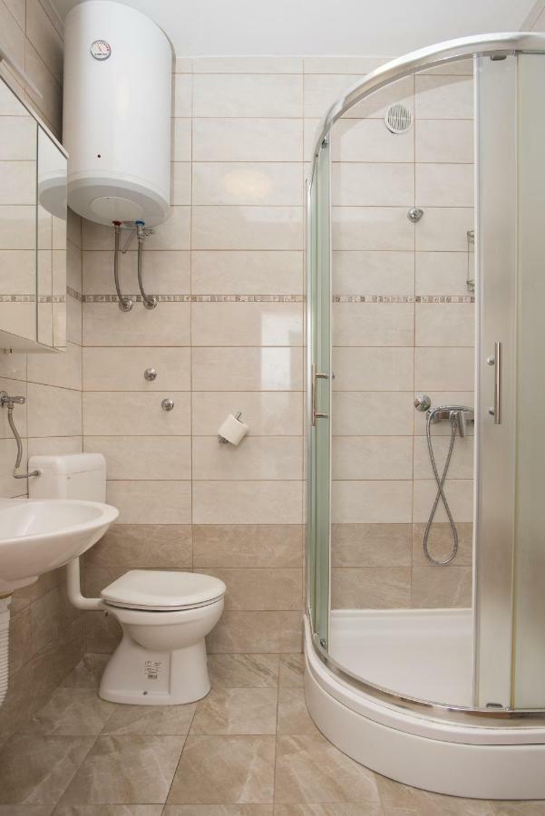 Mirjana Apartman Vodice Buitenkant foto