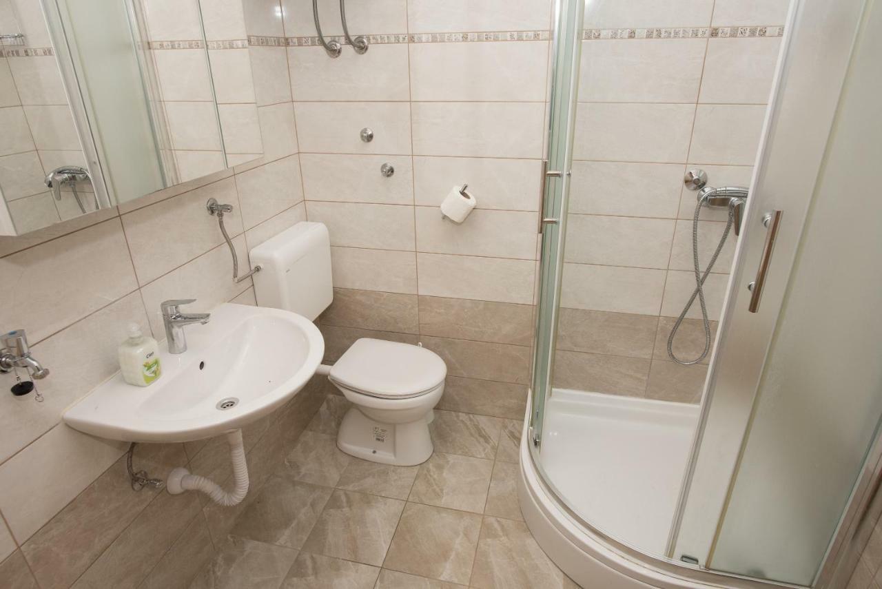 Mirjana Apartman Vodice Buitenkant foto